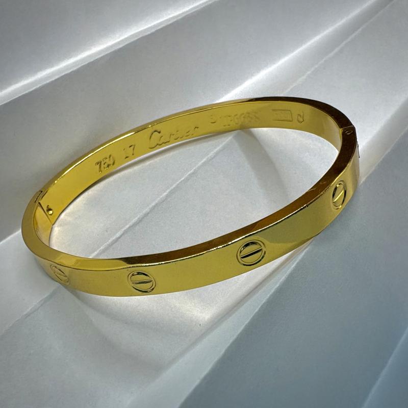 Cart*er Love Bracelet - Gold