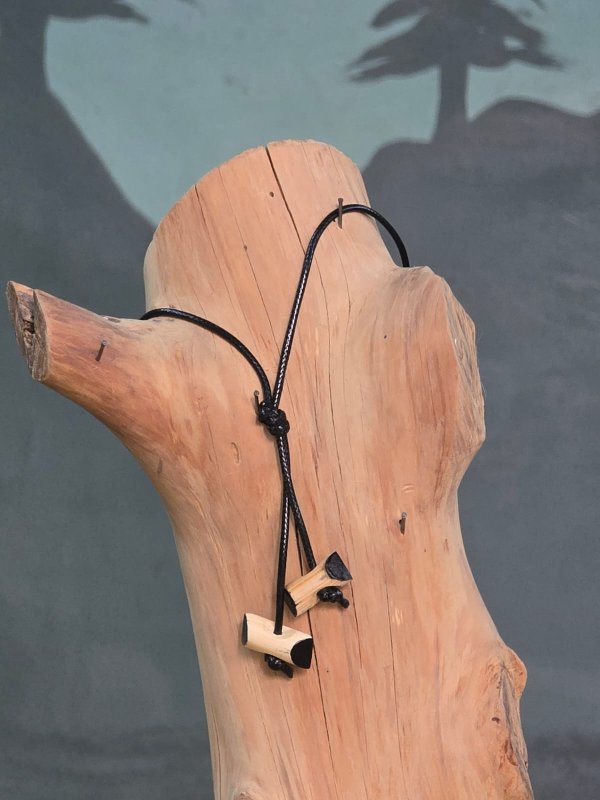 حبات الشارة الخشبية Wood Badge Beads